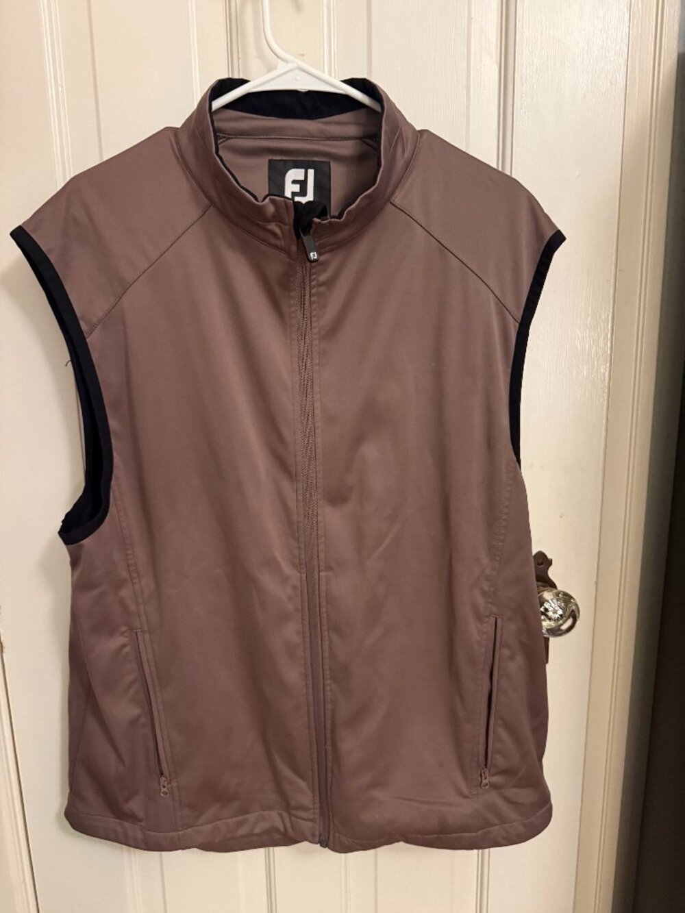 FootJoy Golf Vest – Brown & Black – Men’s Large